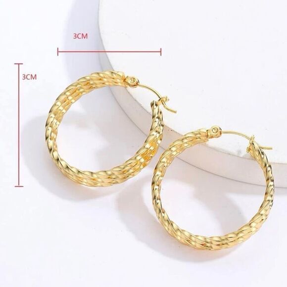 NWT 2 Pairs 18K Gold Hoop Earrings - Picture 4 of 7